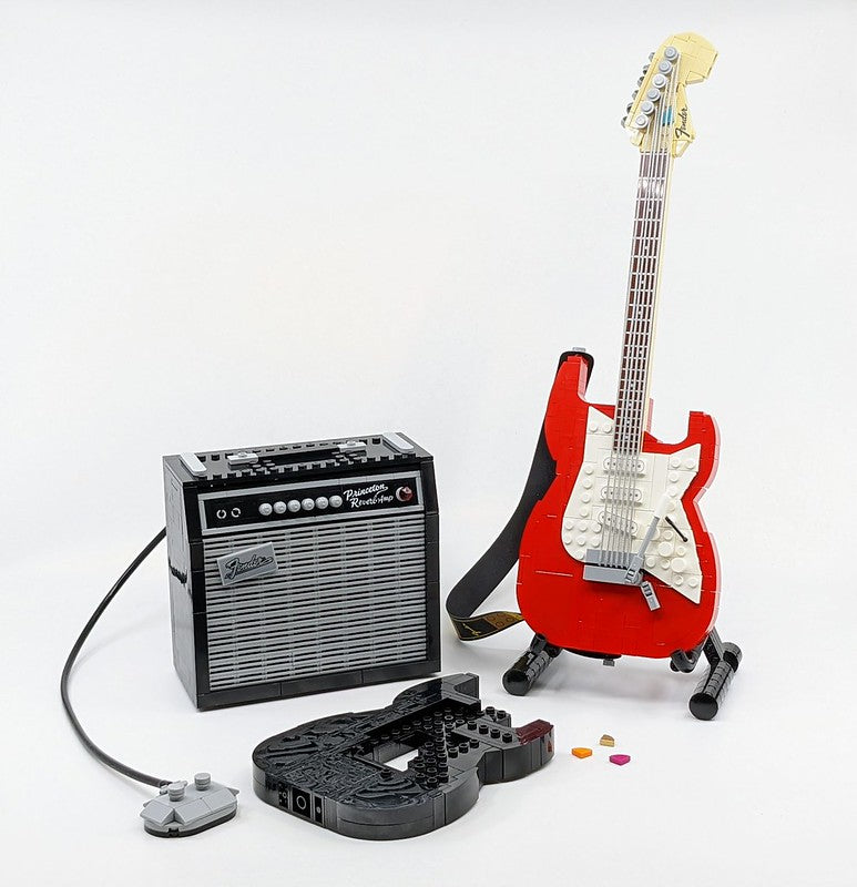 LEGO Ideas Fender Stratocaster 21329