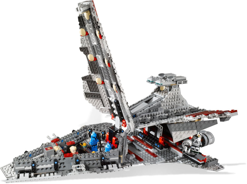 LEGO® Venator-Class Republic Attack Cruiser 