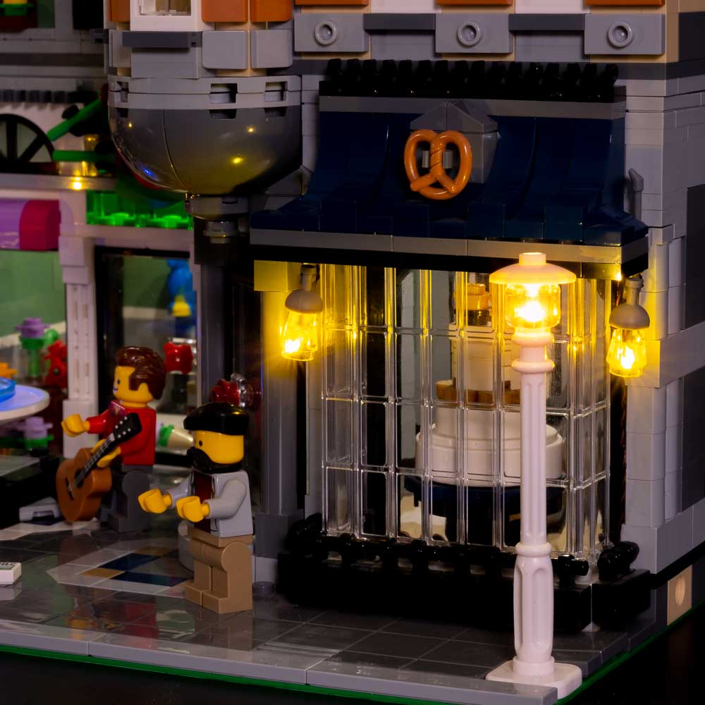 LEGO Assembly Square 10255 Light Kit