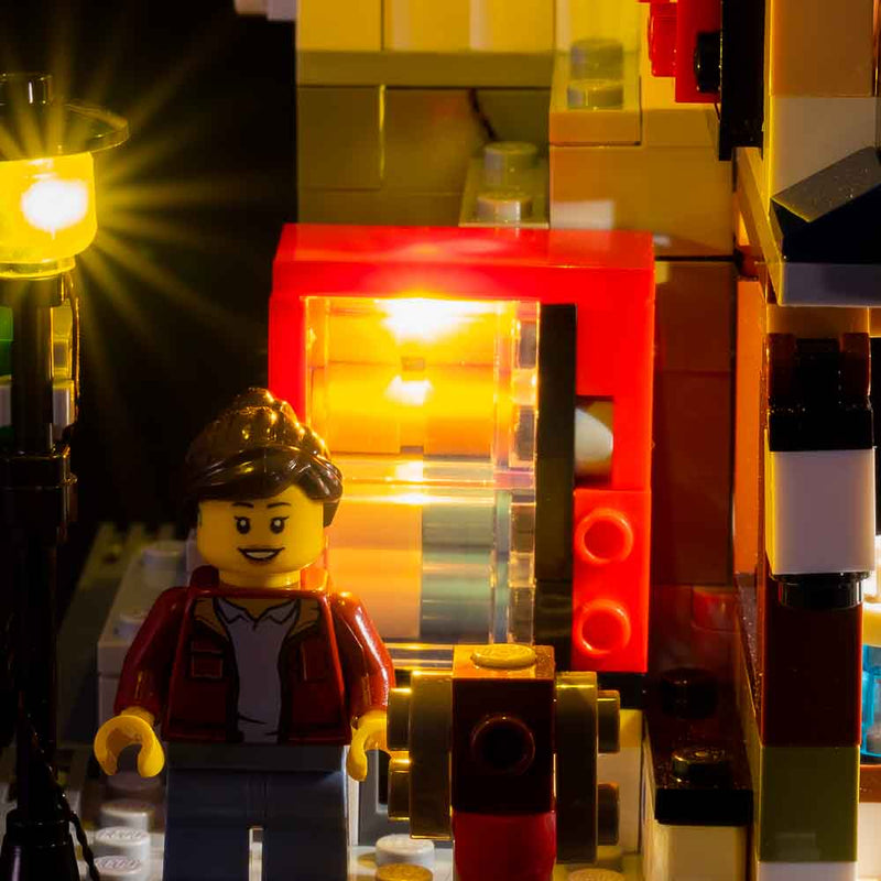 LEGO Downtown Noodle Shop