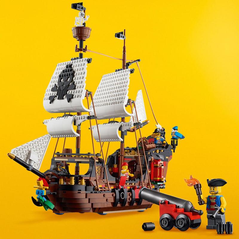 LEGO Creator 3in1 Pirate Ship 31109