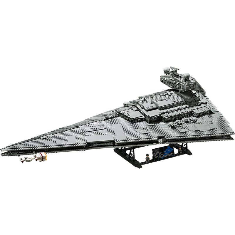 LEGO Star Wars UCS Imperial Star Destroyer 75252
