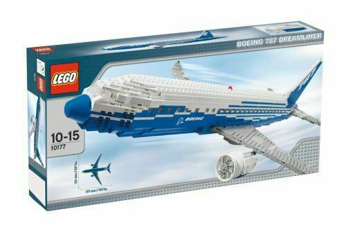 LEGO Sculptures Boeing 787 Dreamliner